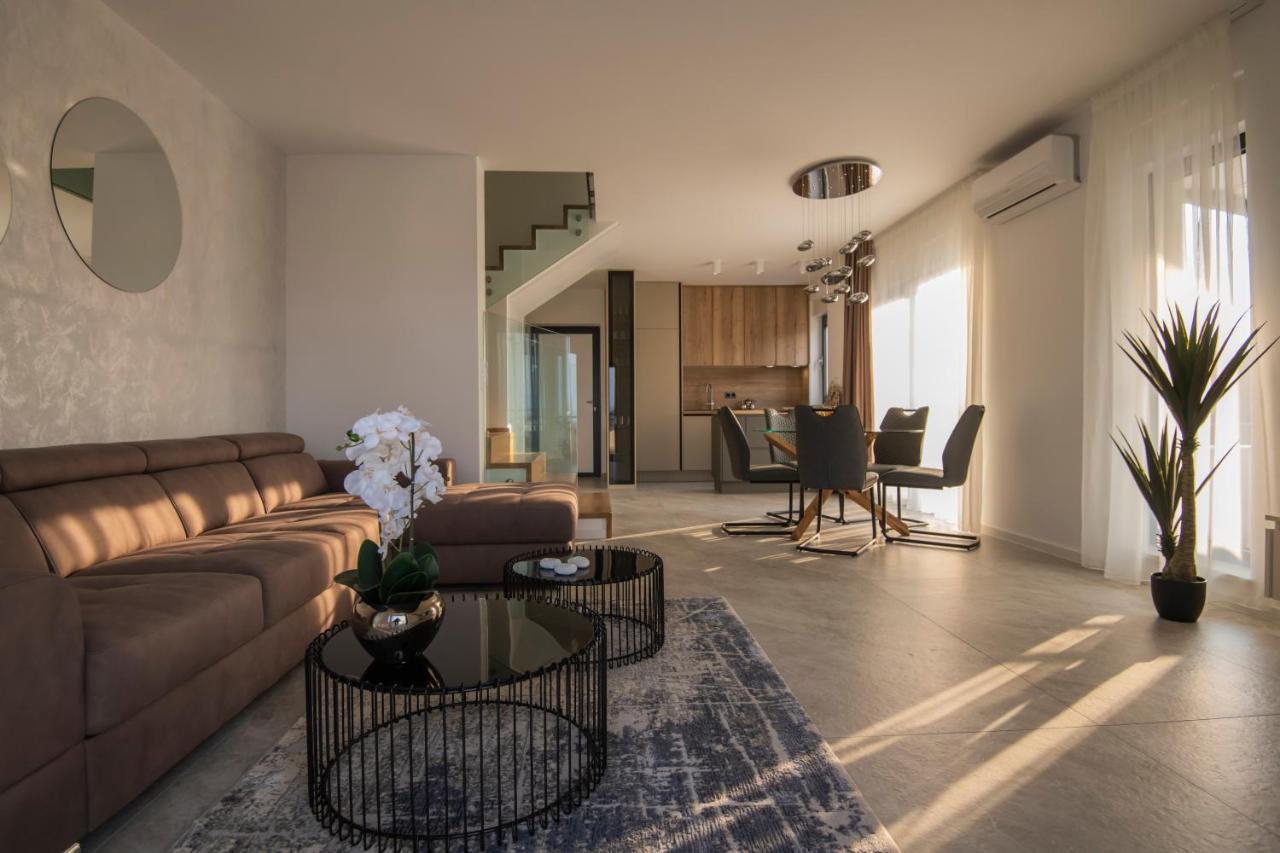 Villa Magna Luxury Apartments Murter Exteriér fotografie
