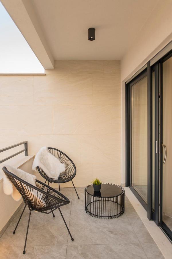 Villa Magna Luxury Apartments Murter Exteriér fotografie